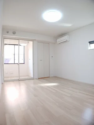 松江駅（島根県）のマンスリーマンション・ウィークリーマンション「ラフレシャンタン　さいか 106・洋室(No.1265974)」メイン画像