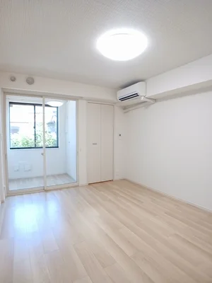 松江市のマンスリーマンション・ウィークリーマンション「ラフレシャンタン　さいか 102・洋室(No.1265976)」メイン画像