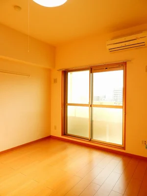 のマンスリーマンション・ウィークリーマンション「アイ・フィオーレ東原 801・洋室(No.1265979)」メイン画像