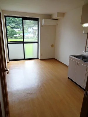 山口県のマンスリーマンション・ウィークリーマンション「ウィステリア 203・洋室(No.1265997)」メイン画像