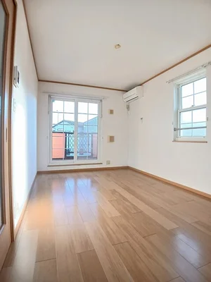 のマンスリーマンション・ウィークリーマンション「サンモールＢ 201・洋室(No.1266159)」メイン画像