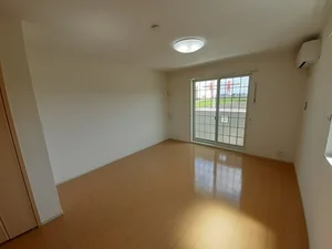 のマンスリーマンション・ウィークリーマンション「メゾン　ソレイユ 102・洋室(No.1266210)」メイン画像