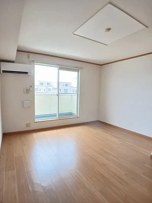 のマンスリーマンション・ウィークリーマンション「リッシュ・ファミーユ 206・洋室(No.1266239)」メイン画像