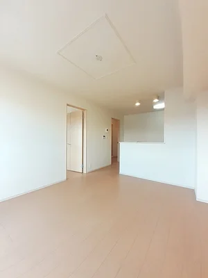 島根県のマンスリーマンション・ウィークリーマンション「ソラーナ　Ⅰ 203・洋室(No.1266374)」メイン画像