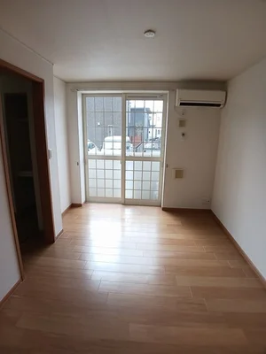 のマンスリーマンション・ウィークリーマンション「メゾン　オーブＢ 102・洋室(No.1266396)」メイン画像