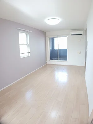 のマンスリーマンション・ウィークリーマンション「アンジュ　ジャルダンⅡ 202・洋室(No.1266436)」メイン画像