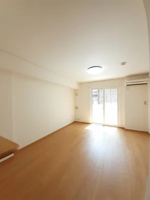 のマンスリーマンション・ウィークリーマンション「セレノ・カーサ　Ａ 102・洋室(No.1266475)」メイン画像