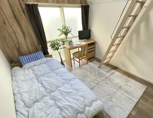 のマンスリーマンション・ウィークリーマンション「【泉外旭川駅まで徒歩１２分】バストイレ別🚿Wi-Fi完備！出張向け快適滞在🌟すむだす新川第２ 103(No.1266547)」メイン画像