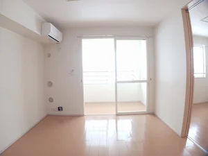 のマンスリーマンション・ウィークリーマンション「エアリーヒルⅣ 202・洋室(No.1266683)」メイン画像