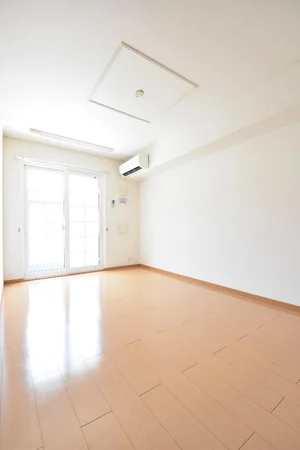 のマンスリーマンション・ウィークリーマンション「セレノ八島台Ⅱ 102・洋室(No.1266709)」メイン画像