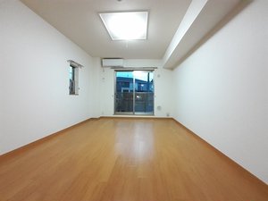 のマンスリーマンション・ウィークリーマンション「グラシオッソ　Ｆ 106・洋室(No.1266761)」メイン画像