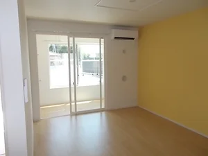 のマンスリーマンション・ウィークリーマンション「アヴニール・シュマンＡ 102・洋室(No.1266787)」メイン画像