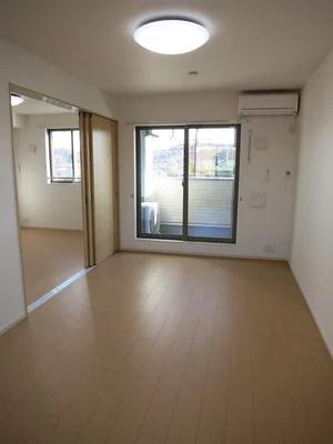 のマンスリーマンション・ウィークリーマンション「ＯＰＥＲＡ　ｄｅｕ 303・洋室(No.1266898)」メイン画像