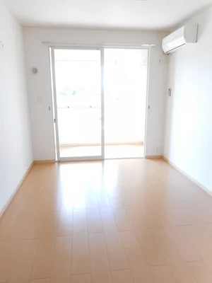 中新川郡上市町のマンスリーマンション・ウィークリーマンション「フィオーレ 103・洋室(No.1266963)」メイン画像