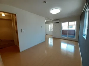 のマンスリーマンション・ウィークリーマンション「ラ　メゾン　サントーク 201・洋室(No.1267098)」メイン画像