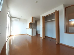 のマンスリーマンション・ウィークリーマンション「グラ－ス・ＨＩＫＡＲＩ 201・洋室(No.1267127)」メイン画像