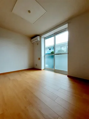 のマンスリーマンション・ウィークリーマンション「ＦＡＭＩＬＬ 103・洋室(No.1267263)」メイン画像