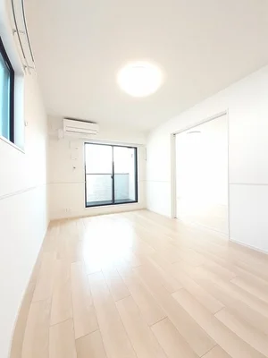 愛媛県のマンスリーマンション・ウィークリーマンション「ルーベル北方Ⅰ 201・洋室(No.1267272)」メイン画像