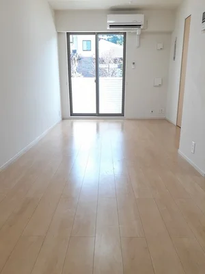 のマンスリーマンション・ウィークリーマンション「ソレイユⅢ 102・洋室(No.1267379)」メイン画像