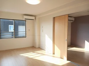 のマンスリーマンション・ウィークリーマンション「ラ　サクラーレⅠ 301・洋室(No.1267477)」メイン画像