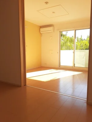 のマンスリーマンション・ウィークリーマンション「ソレイユ　ヴィラ 101・洋室(No.1267541)」メイン画像