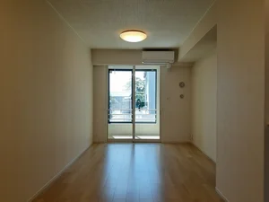 のマンスリーマンション・ウィークリーマンション「ヴィオレッタ 102・洋室(No.1267641)」メイン画像