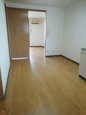 のマンスリーマンション・ウィークリーマンション「ローフィルド 204・洋室(No.1267680)」メイン画像