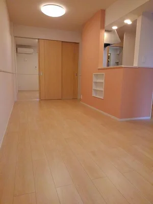 のマンスリーマンション・ウィークリーマンション「アウローラ雅Ⅱ 102・洋室(No.1267759)」メイン画像