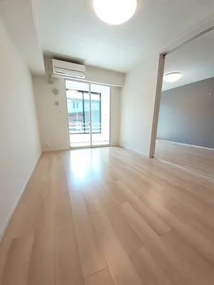 大分県のマンスリーマンション・ウィークリーマンション「横尾マナーハウス 105・洋室(No.1267802)」メイン画像