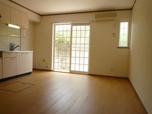 のマンスリーマンション・ウィークリーマンション「ヴェール・シュマンⅡ 102・洋室(No.1268027)」メイン画像