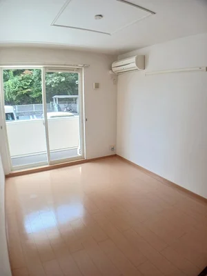 のマンスリーマンション・ウィークリーマンション「シェーネベルグＣ 102・洋室(No.1268122)」メイン画像