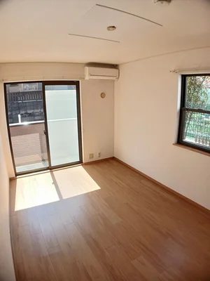 のマンスリーマンション・ウィークリーマンション「メゾン　ド　コリ－ヌ 101・洋室(No.1268149)」メイン画像