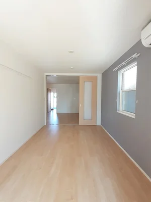 のマンスリーマンション・ウィークリーマンション「プレジール　Ⅲ 101・洋室(No.1268160)」メイン画像