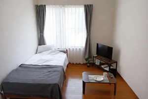 のマンスリーマンション・ウィークリーマンション「KIT【西金沢駅徒歩12分♪】Wi-Fi無料☆ロフト付☆駐車場有 102・1K(No.1268189)」メイン画像