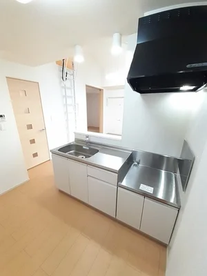 津市のマンスリーマンション・ウィークリーマンション「クレア　Ⅰ 201・洋室(No.1268231)」メイン画像