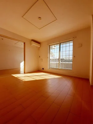 のマンスリーマンション・ウィークリーマンション「サニーサイド　レジデンス 202・洋室(No.1268319)」メイン画像