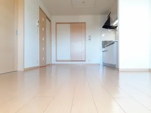 のマンスリーマンション・ウィークリーマンション「アンジュ・ア－ムス 203・洋室(No.1268486)」メイン画像