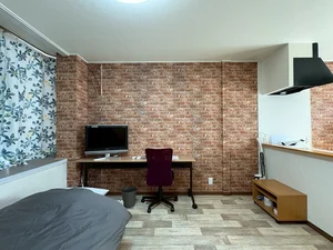 のマンスリーマンション・ウィークリーマンション「茨木インターすぐ｜室内広々13帖アリ(No.1268502)」メイン画像