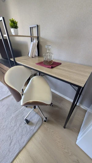 デスク・チェアも完備♪