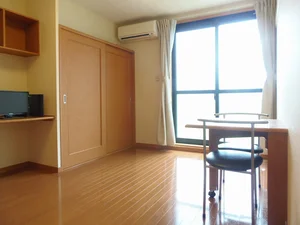 岐阜県のレオパレスセンター岐阜のマンスリーマンション・ウィークリーマンション「レオパレスベッラ大垣 104(No.1268611)」メイン画像