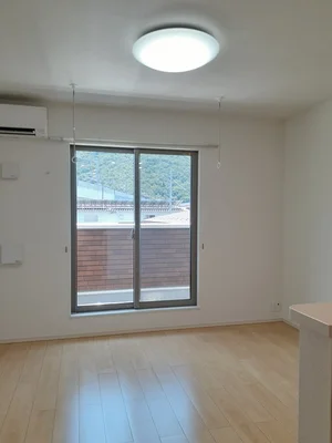 のマンスリーマンション・ウィークリーマンション「ソフィア御山Ⅱ 203・洋室(No.1268853)」メイン画像