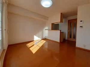 のマンスリーマンション・ウィークリーマンション「ローズガーデンヒルズ 202・洋室(No.1268879)」メイン画像