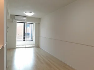 のマンスリーマンション・ウィークリーマンション「シャルールメゾンＡ 102・洋室(No.1268886)」メイン画像