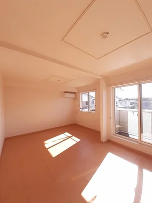 のマンスリーマンション・ウィークリーマンション「ネオ　フォックスヒルズ 202・洋室(No.1268984)」メイン画像