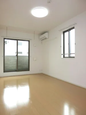 のマンスリーマンション・ウィークリーマンション「メゾン　サンリル 302・洋室(No.1268988)」メイン画像