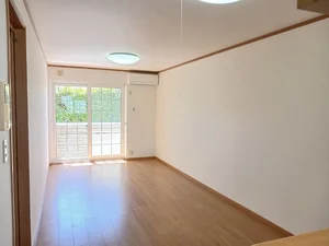 富山市のマンスリーマンション・ウィークリーマンション「アロマ・フォーレⅡ 101・洋室(No.1269011)」メイン画像