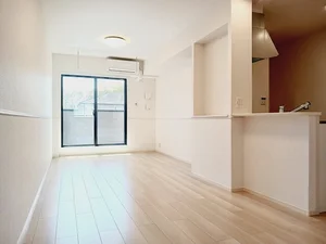 松波総合病院周辺のマンスリーマンション・ウィークリーマンション「マーレ　ランペルージＤ 203・洋室(No.1269062)」メイン画像