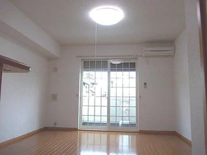 のマンスリーマンション・ウィークリーマンション「Ｍ．ブロッサムⅡ 102・洋室(No.1269156)」メイン画像