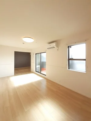 のマンスリーマンション・ウィークリーマンション「プレゼンス弥刀Ｂ 303・洋室(No.1269178)」メイン画像