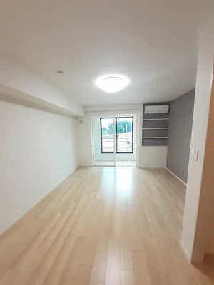 のマンスリーマンション・ウィークリーマンション「レーヴ　Ⅶ 202・洋室(No.1269340)」メイン画像